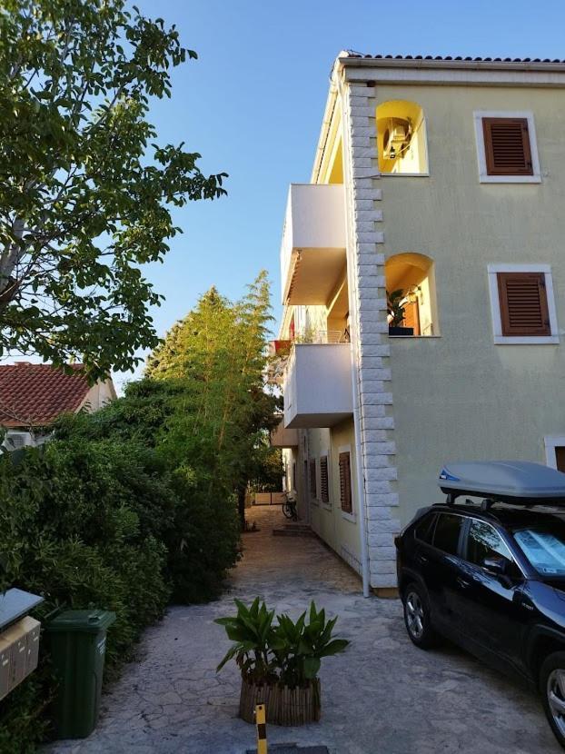 Apartman Mediterraneo Supetar Luaran gambar