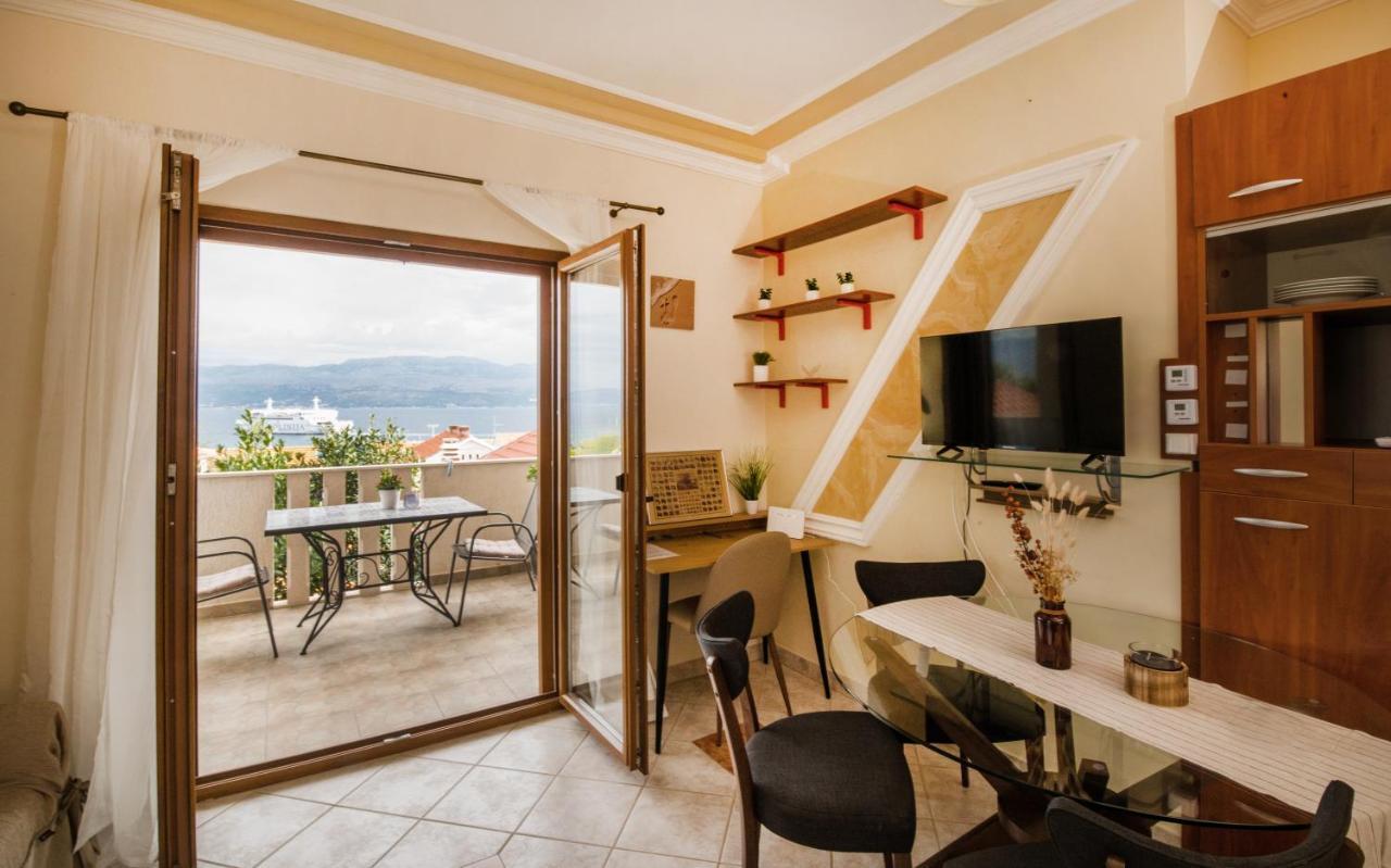 Apartman Mediterraneo Supetar Luaran gambar