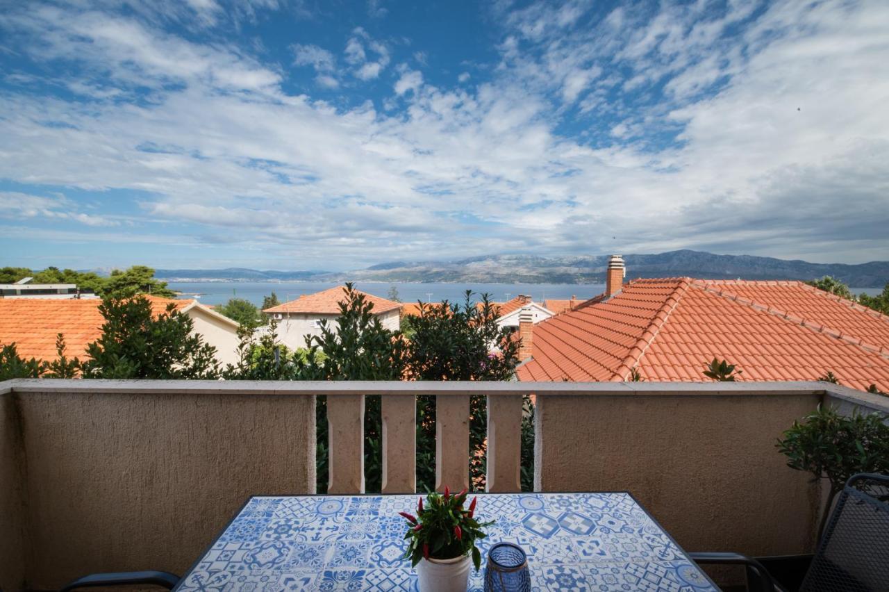 Apartman Mediterraneo Supetar Luaran gambar